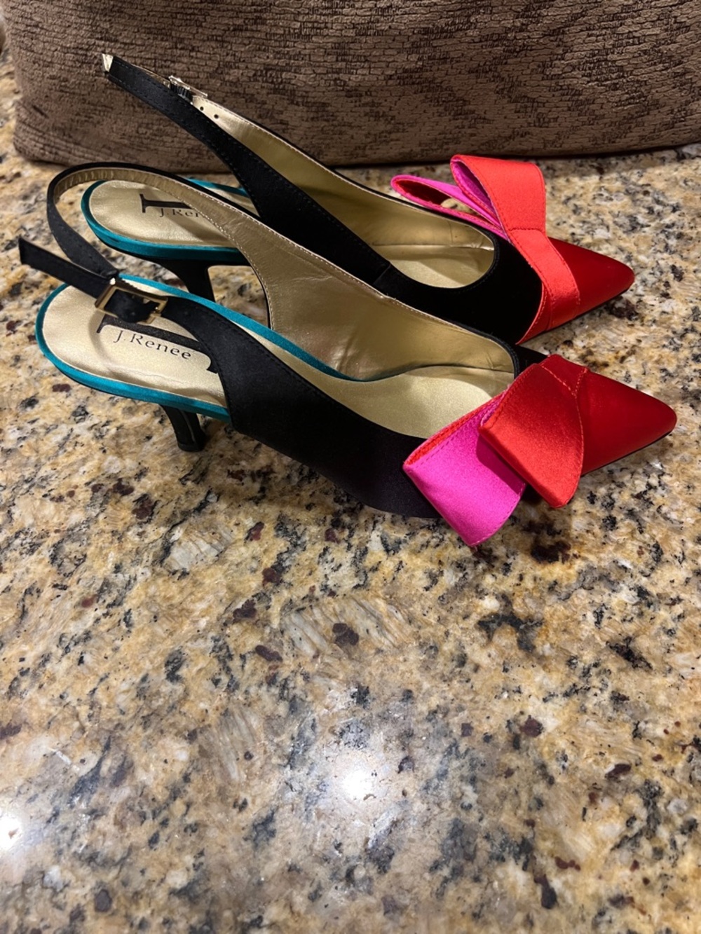 J.Renee Black Slingback Pointed Pumps with Red Bow Accents - Picture 4 of 4